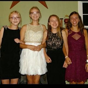 Meet your Posher, Lauren